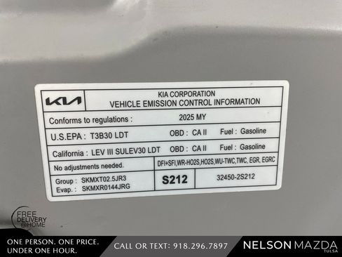 Used 2025 Kia Sorento S w/ Panoramic Sunroof Package image 49