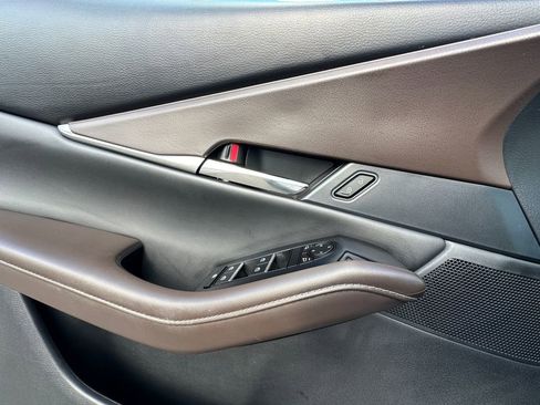 Used 2023 MAZDA CX-30 AWD 2.5 S w/ Premium Package image 11