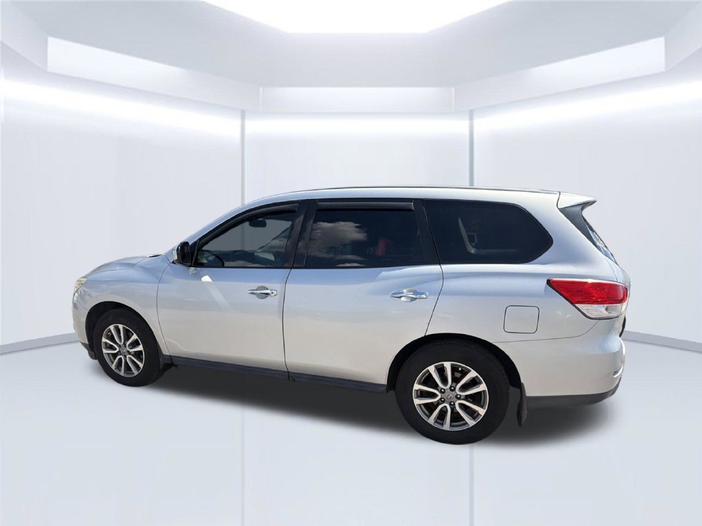 Used 2015 Nissan Pathfinder S FWD image 10