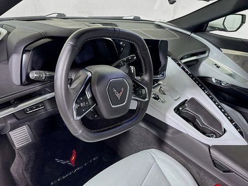 Used 2023 Chevrolet Corvette Stingray Preferred Conv w/ 2LT RWD image 9