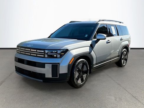 Used 2024 Hyundai Santa Fe SEL image 3