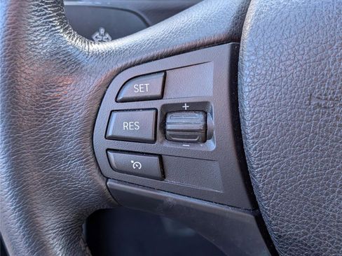 Used 2017 BMW 320i Sedan image 21