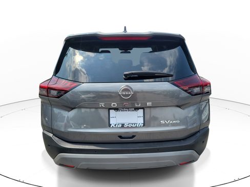 Used 2023 Nissan Rogue SV AWD/4WD image 5