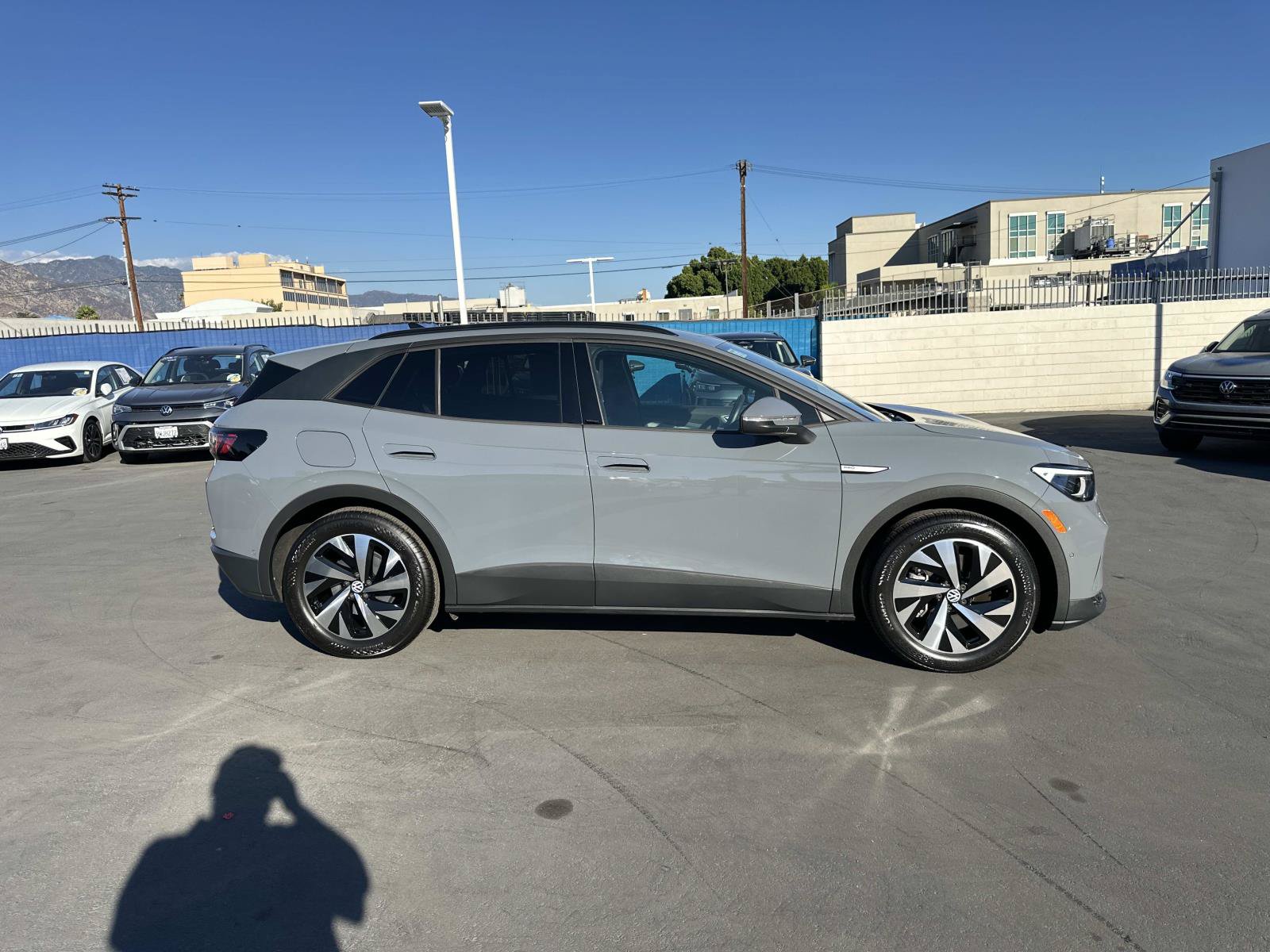 Certified 2023 Volkswagen ID.4 Pro RWD image 3