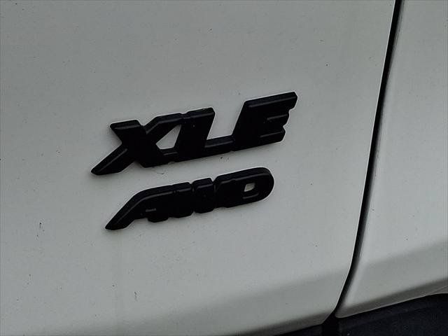 Certified 2021 Toyota RAV4 XLE AWD/4WD image 7