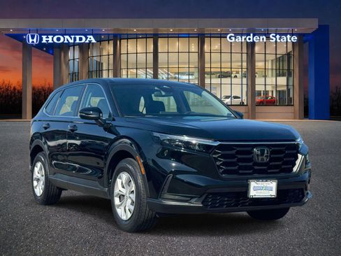 Certified 2023 Honda CR-V LX image 2