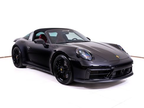 Used 2022 Porsche 911 Targa 4 GTS w/ Premium Package AWD/4WD image 7