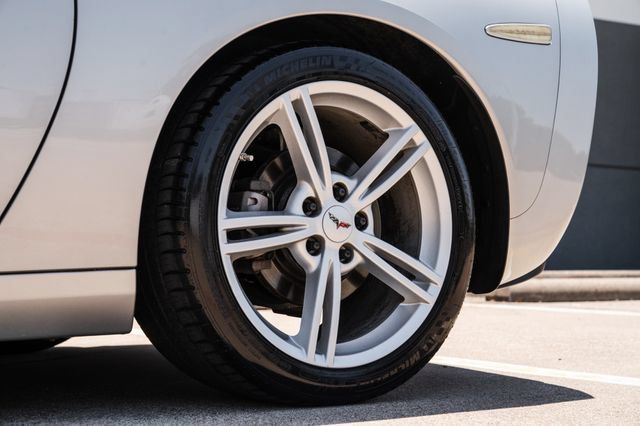 Used 2008 Chevrolet Corvette Coupe w/ Preferred Equipment Group RWD image 33