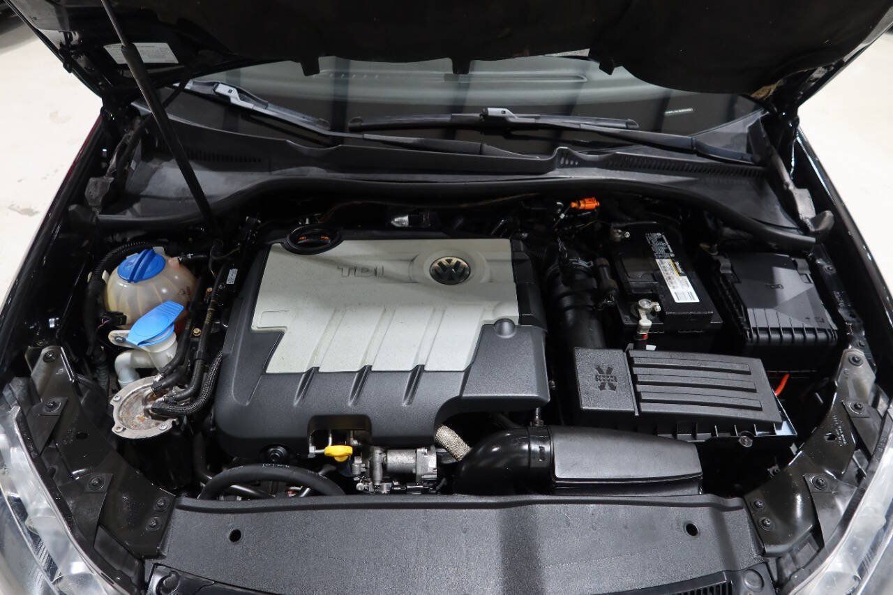 Used 2014 Volkswagen Jetta TDI FWD image 9