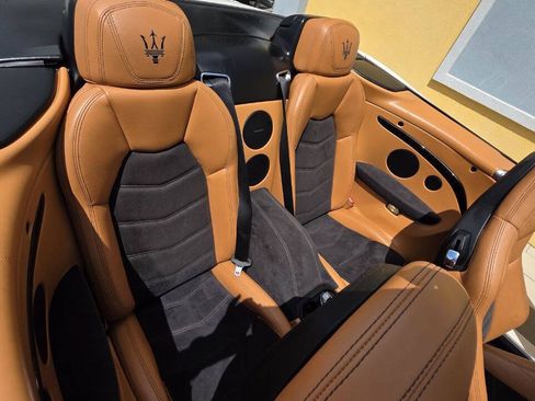 Used 2018 Maserati GranTurismo Sport RWD image 20