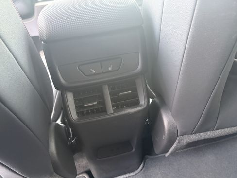 Used 2025 Chevrolet Equinox RS w/ Safety and Technology Package AWD/4WD image 14
