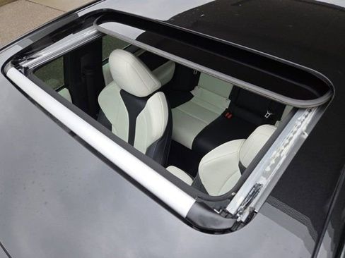 Used 2025 Lexus ES 350 F Sport image 9