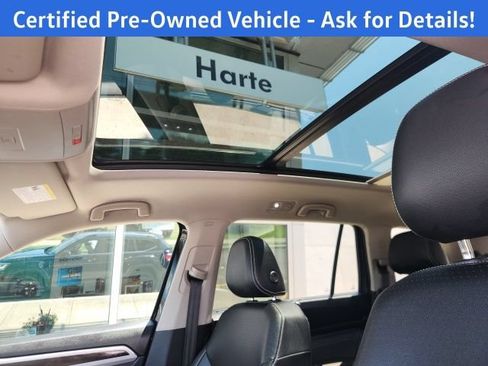 Certified 2023 Volkswagen Atlas SE w/ Panoramic Sunroof Package AWD/4WD image 17