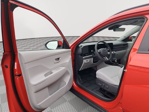 New 2025 Hyundai Kona SEL image 11