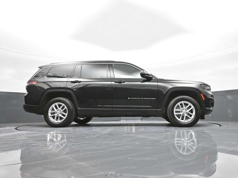 Used 2023 Jeep Grand Cherokee L Laredo image 50