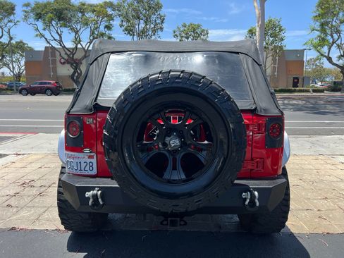 Used 2016 Jeep Wrangler Sport w/ Quick Order Package 24S AWD/4WD image 9