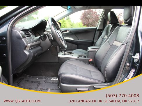 Used 2013 Toyota Camry SE FWD image 11