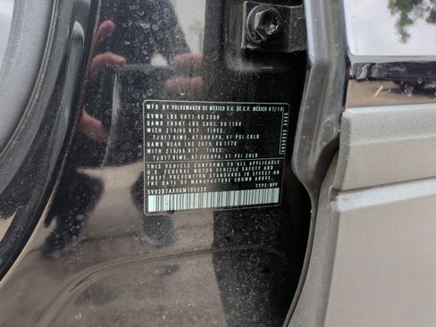 Used 2019 Volkswagen Tiguan SE image 34