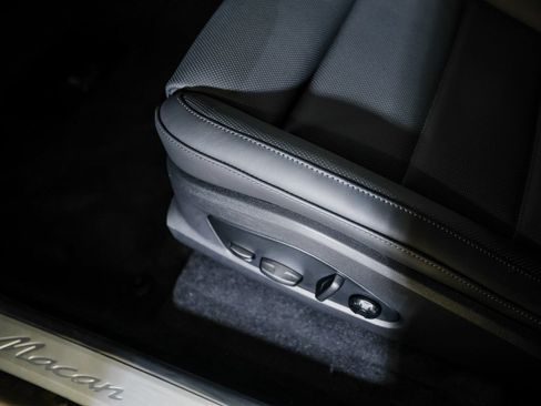 Certified 2026 Porsche Macan Electric RWD image 14
