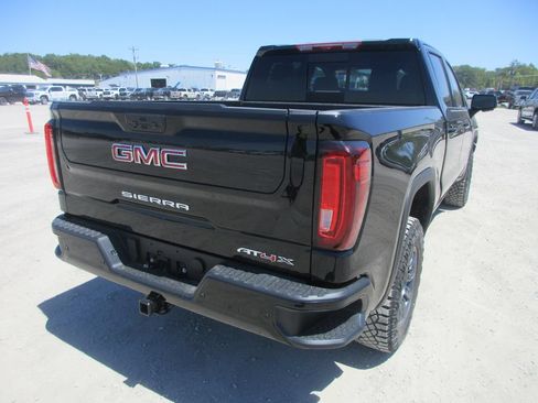 New 2026 GMC Sierra 1500 AT4X AWD/4WD image 5