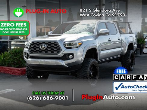 Used 2021 Toyota Tacoma SR5 RWD image 1