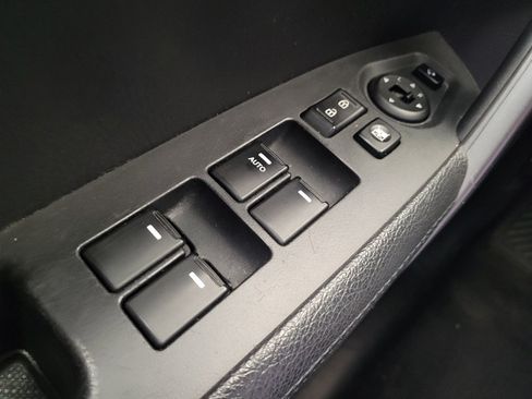 Used 2015 Kia Sorento LX FWD image 27