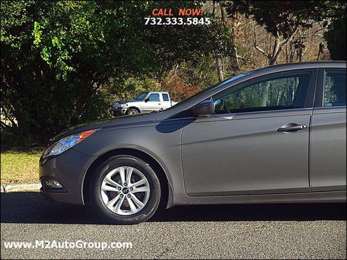 Used 2013 Hyundai Sonata GLS w/ Popular Equipment Pkg FWD image 12