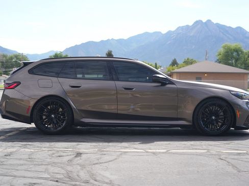 Used 2026 BMW M5 Touring AWD/4WD image 6