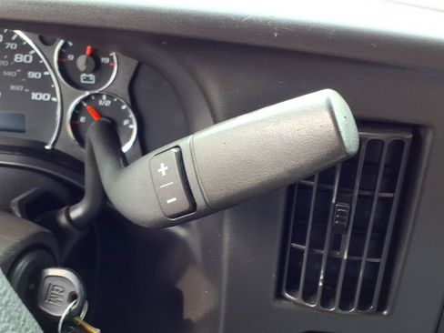 Used 2024 Chevrolet Express 3500 w/ Power Convenience Package RWD image 24