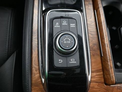 Used 2023 Nissan Armada SL image 41