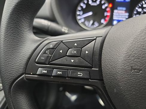 Used 2025 Nissan Sentra S FWD image 32