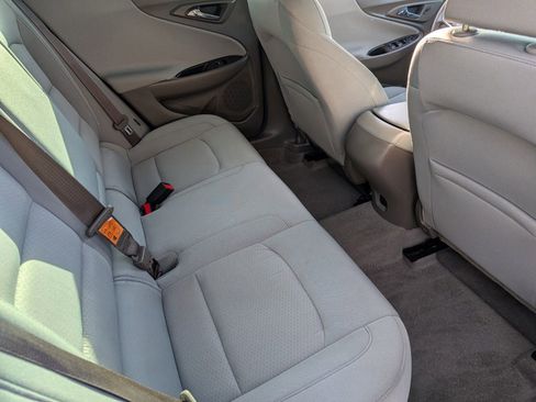 Used 2017 Chevrolet Malibu LS image 18