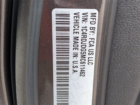 Used 2021 Dodge Durango GT image 32