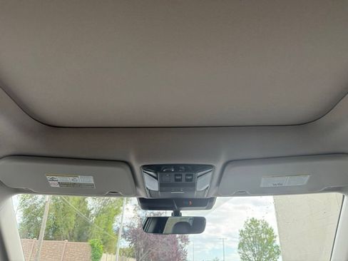 New 2026 Mitsubishi Outlander AWD image 19