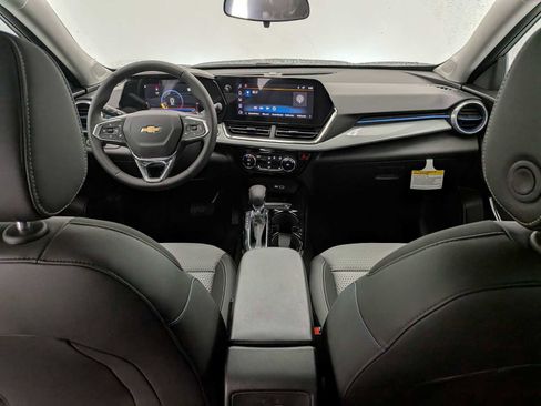 New 2026 Chevrolet Trax LT w/ Driver Confidence Package image 16