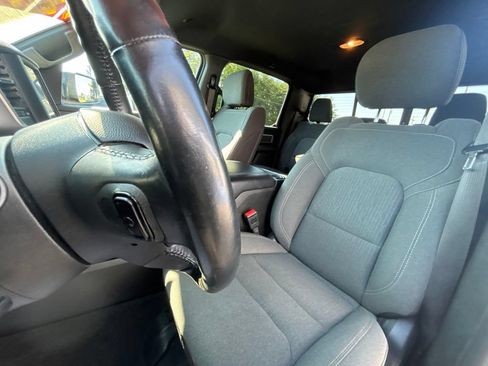 Used 2023 RAM 1500 Big Horn AWD/4WD image 15
