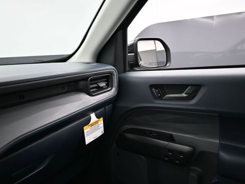 New 2025 Ford Maverick Lariat w/ Black Appearance Package image 26