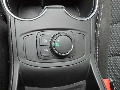 Used 2023 GMC Terrain SLE w/ LPO, Floor Liner Package image 29