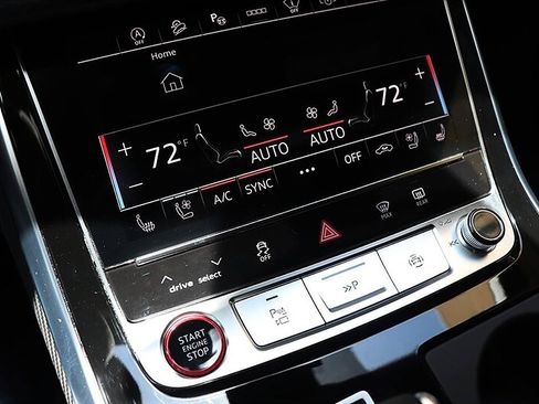 Used 2025 Audi RS Q8 performance AWD/4WD image 40