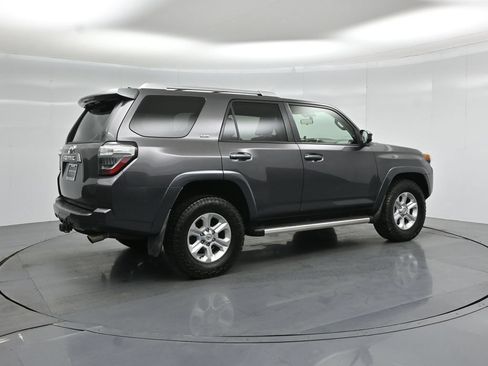 Used 2014 Toyota 4Runner SR5 RWD image 23