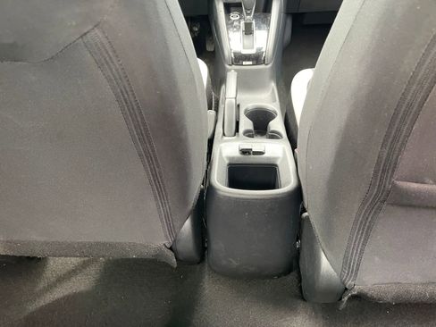 Used 2021 Nissan Versa SV image 25