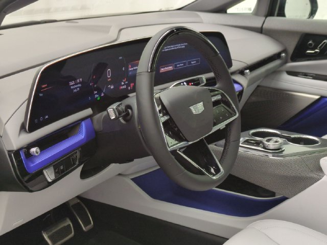 Used 2027 Cadillac Optiq Sport w/ LPO, Floor Liner Package AWD/4WD image 9