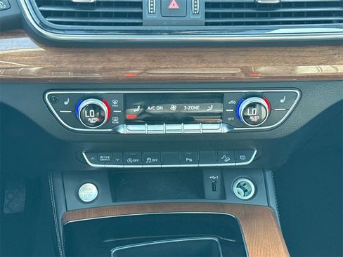 Used 2023 Audi Q5 2.0T Premium Plus image 18