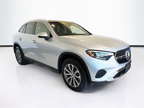 Certified 2024 Mercedes-Benz GLC 300 4MATIC image 3