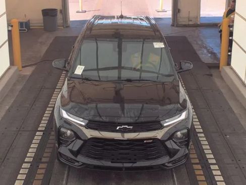 Used 2022 Chevrolet TrailBlazer RS FWD image 6