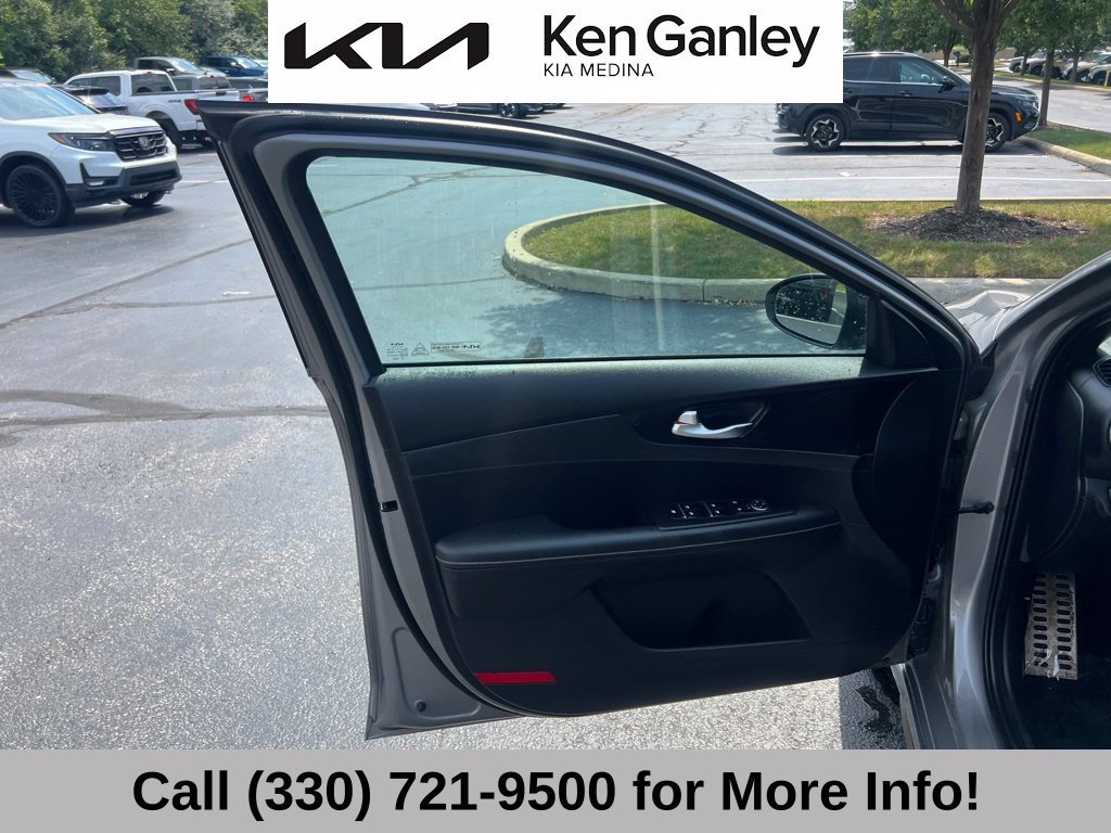 Certified 2023 Kia Forte GT-Line w/ GT-Line Technology Package FWD image 23