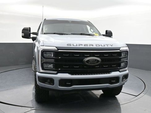 Used 2024 Ford F250 Lariat w/ Lariat Ultimate Package image 2