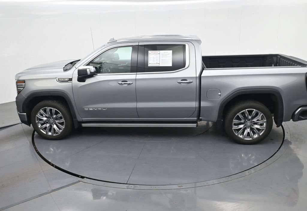 Used 2024 GMC Sierra 1500 Denali AWD/4WD image 26