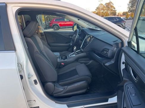 Used 2021 Subaru Outback Premium image 33