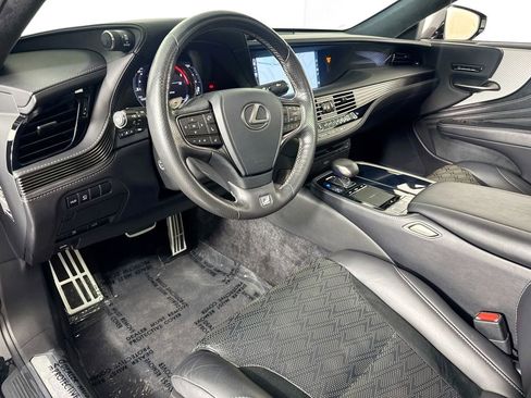 Used 2018 Lexus LS 500 F Sport w/ Performance Package RWD image 9